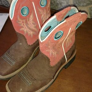 Ariat Fatbaby size 6